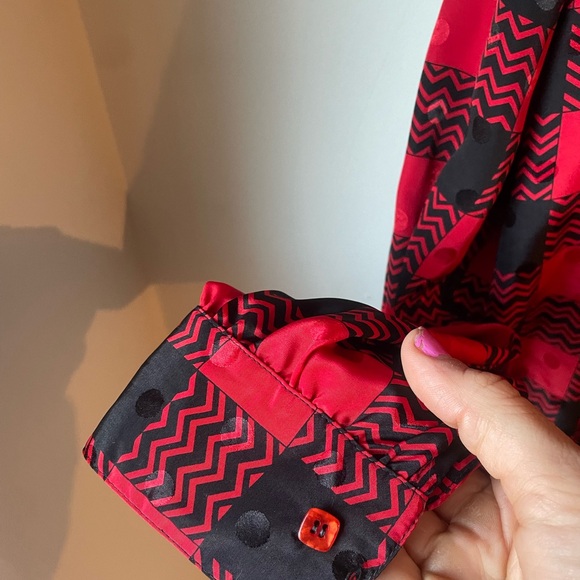 St. John Red Black Buffalo Plaid Polka Dot Tie Bow Button Up Blouse Women’s 12 J - Picture 4 of 7